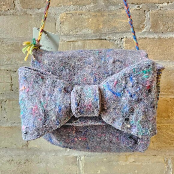 Handmade Felted Bow Purse - Picture 3 of 5